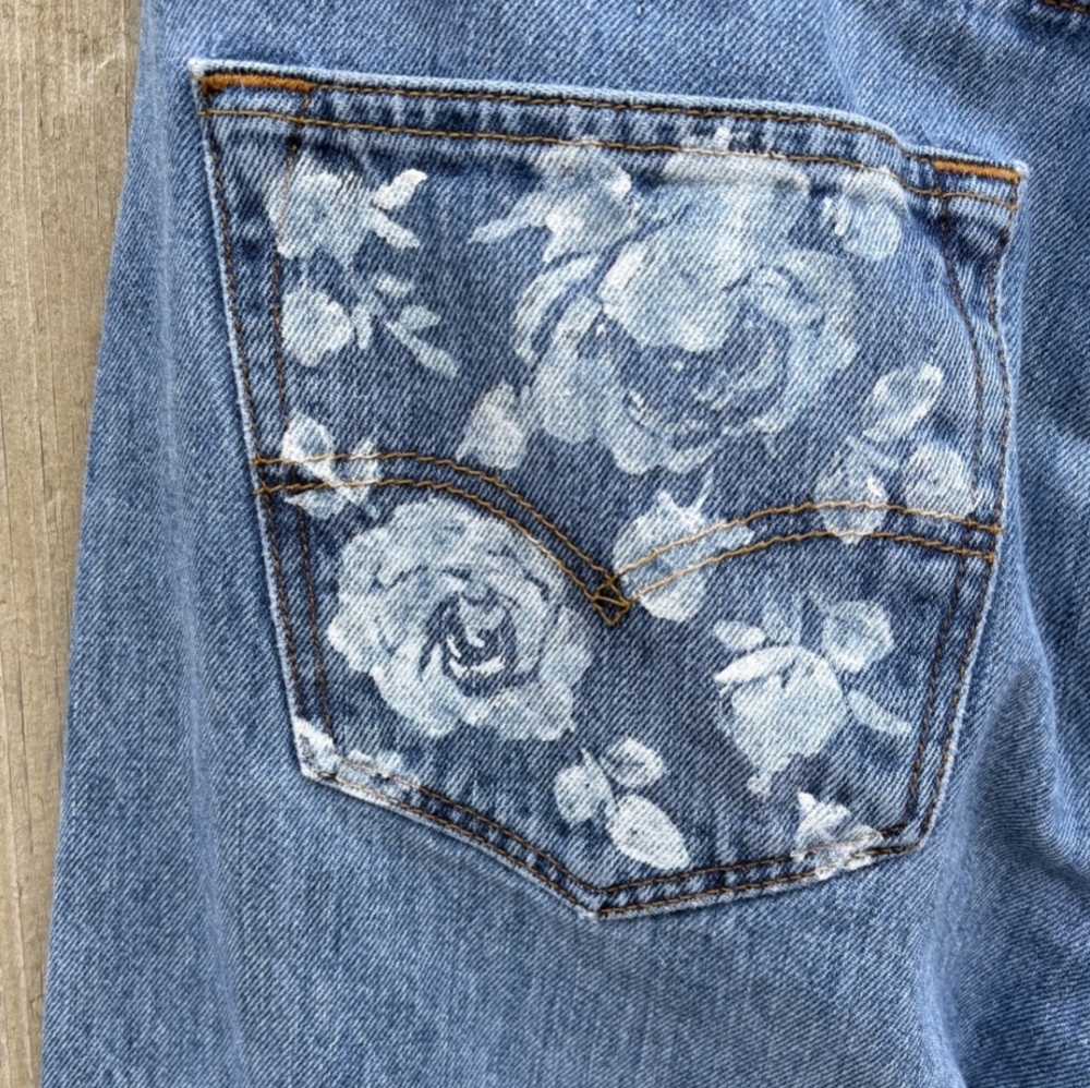 Levi's Blue Floral Jeans - Picture 10 of 16